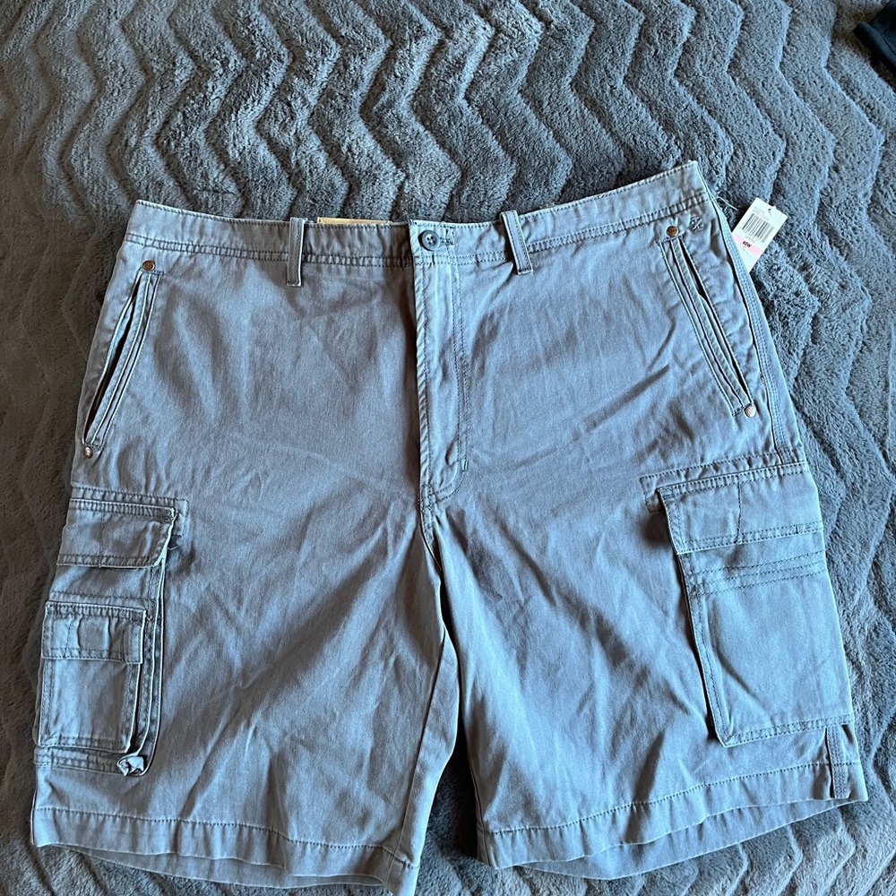 Izod mens cargo short W40